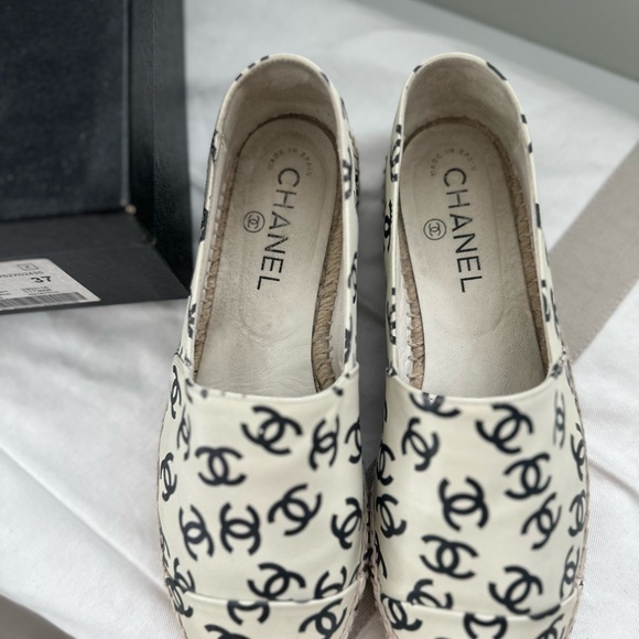 Chanel Espadrille Printed Lamb size 37 - Picture 5 of 6